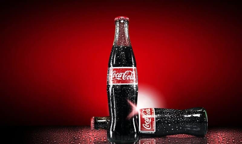 Déboucher une canalisation : comment utiliser le Coca-Cola