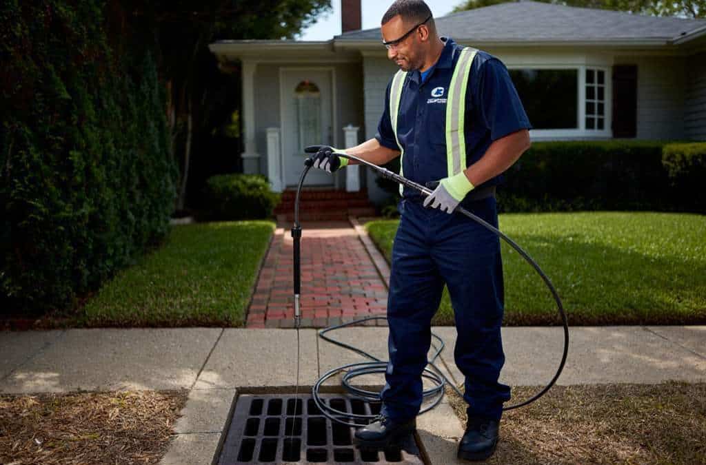 Comment déboucher un drain extérieur