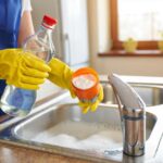 Déboucher un évier au vinaigre : Astuces efficaces Déboucher un évier au vinaigre : Astuces efficaces