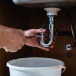 nettoyer-siphon-sous-levier